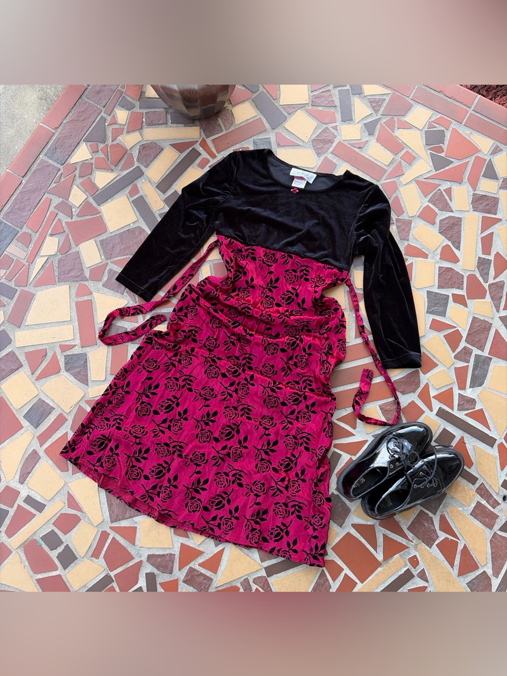 Vintage Whimsigoth Made in USALa Belle Black Velvet Top with Rose-Print Magenta